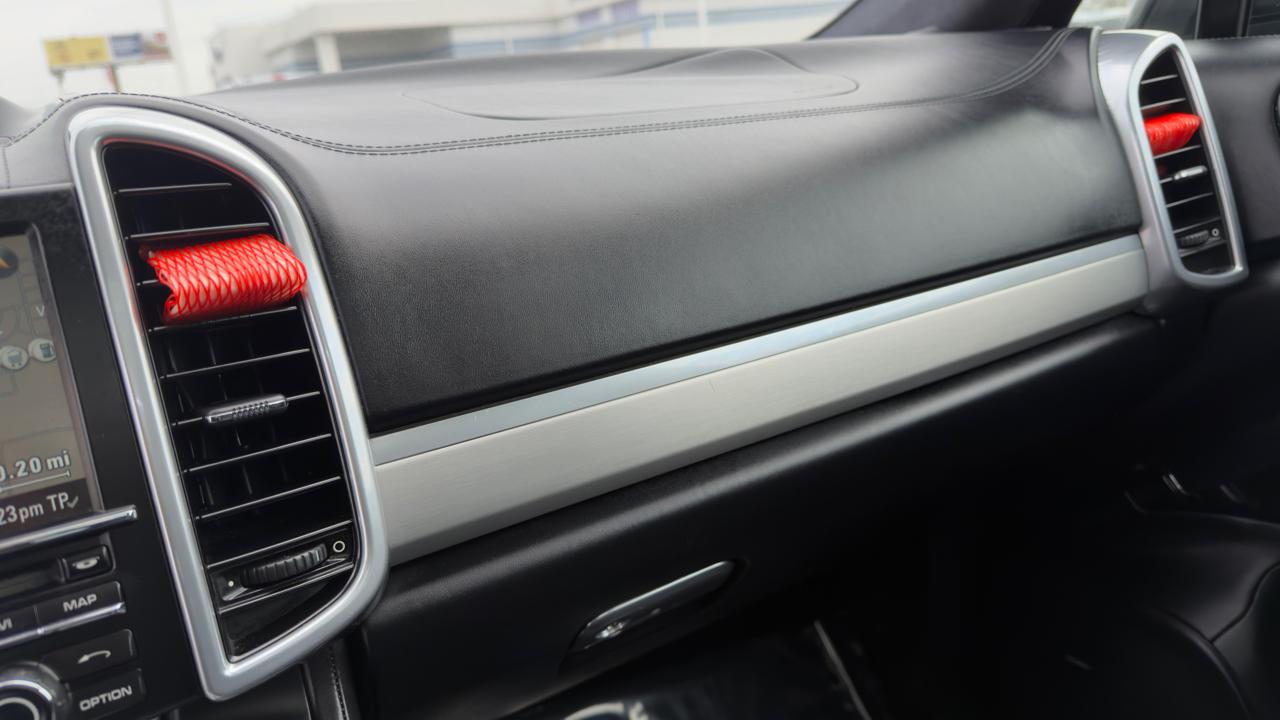 Porsche Cayenne AWD 4dr Turbo 2015