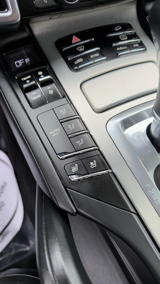 Porsche Cayenne AWD 4dr Turbo 2015