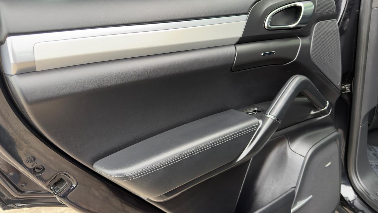 Porsche Cayenne AWD 4dr Turbo 2015