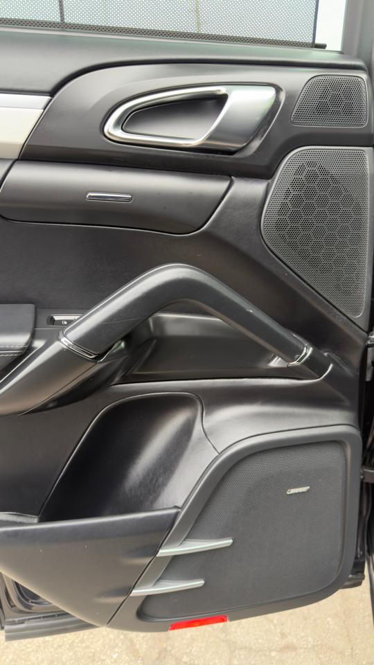 Porsche Cayenne AWD 4dr Turbo 2015