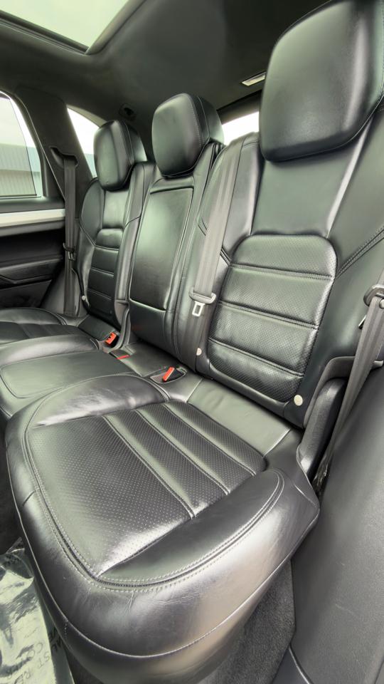 Porsche Cayenne AWD 4dr Turbo 2015