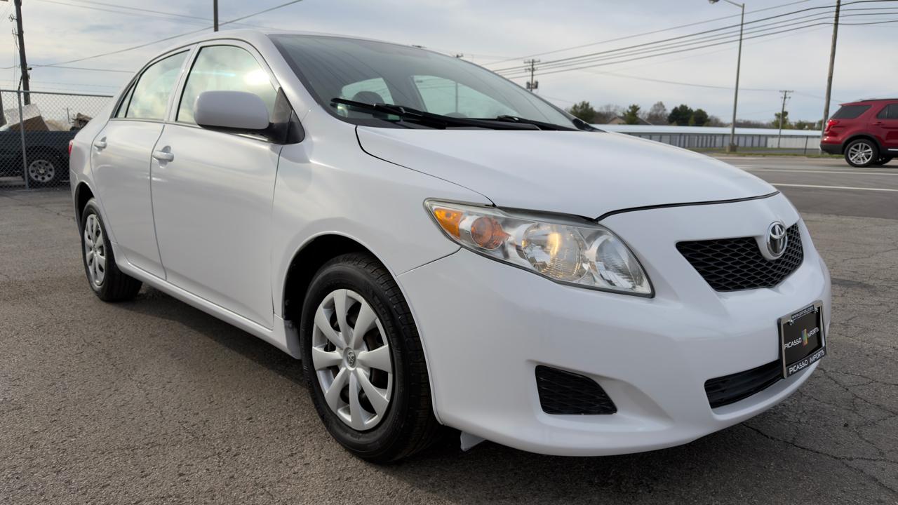 Toyota Corolla 4dr Sdn Man (Natl) 2010