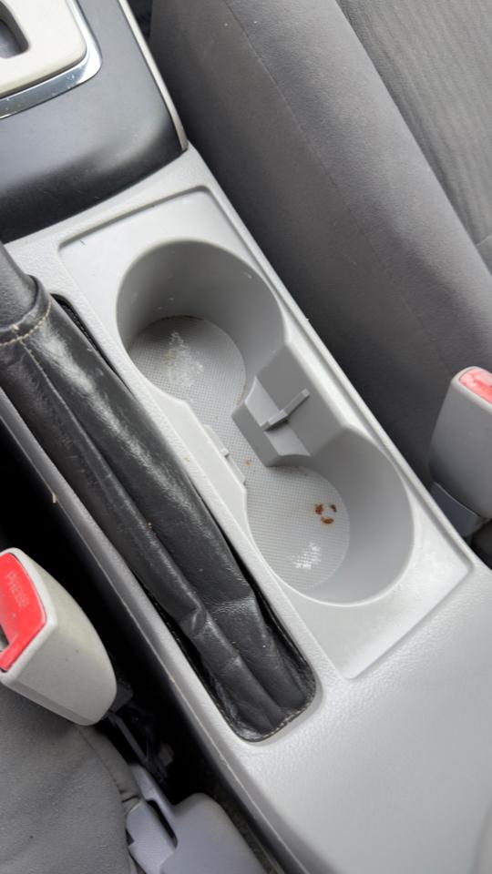 Toyota Corolla 4dr Sdn Man (Natl) 2010