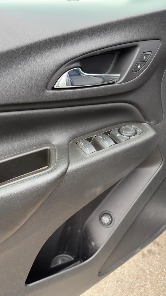 Chevrolet Equinox FWD 4dr LT w/2FL 2021