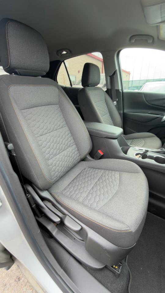 Chevrolet Equinox FWD 4dr LT w/2FL 2021