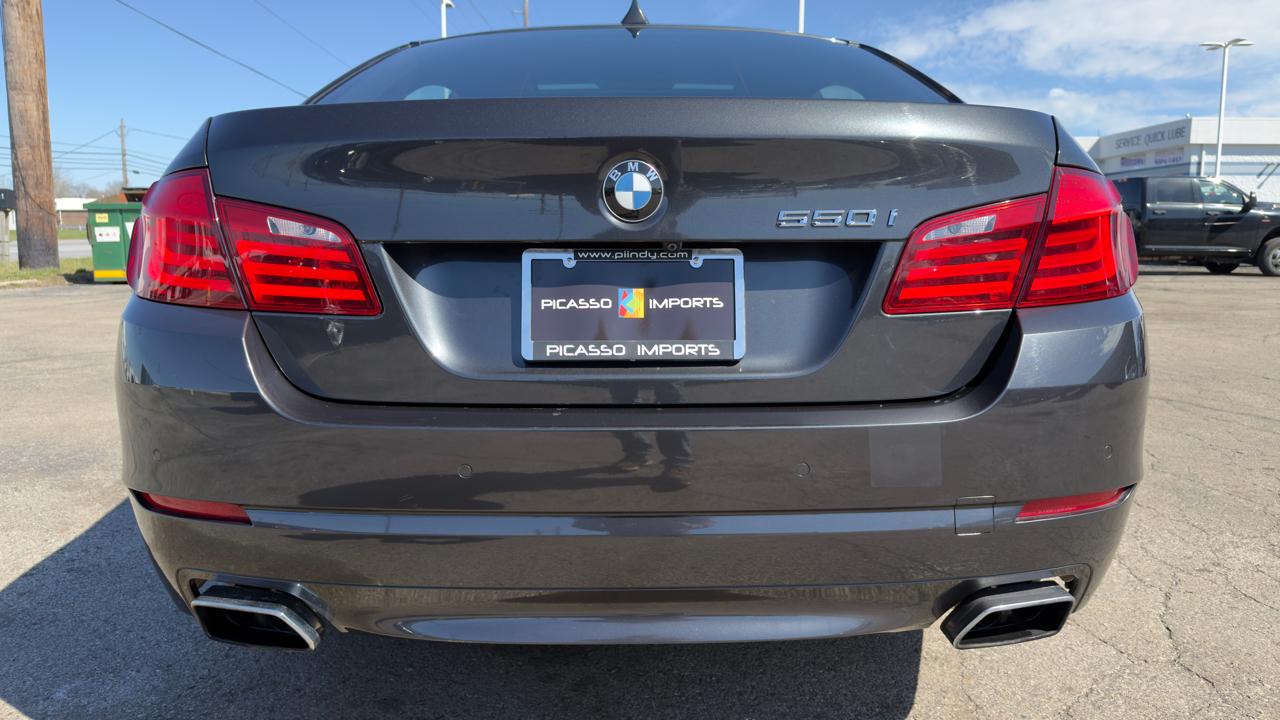BMW 5 Series 4dr Sdn 550i xDrive AWD 2012