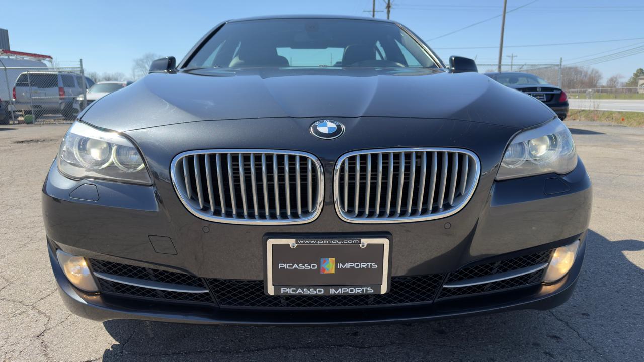 BMW 5 Series 4dr Sdn 550i xDrive AWD 2012