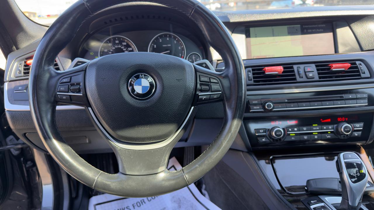 BMW 5 Series 4dr Sdn 550i xDrive AWD 2012