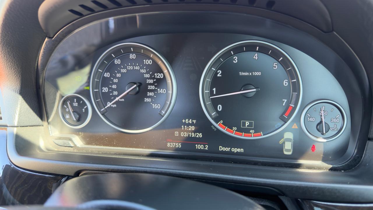 BMW 5 Series 4dr Sdn 550i xDrive AWD 2012