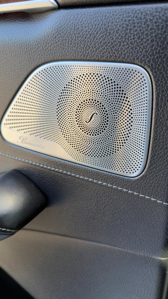 Mercedes-Benz S-Class 4dr Sdn S 550 4MATIC 2015