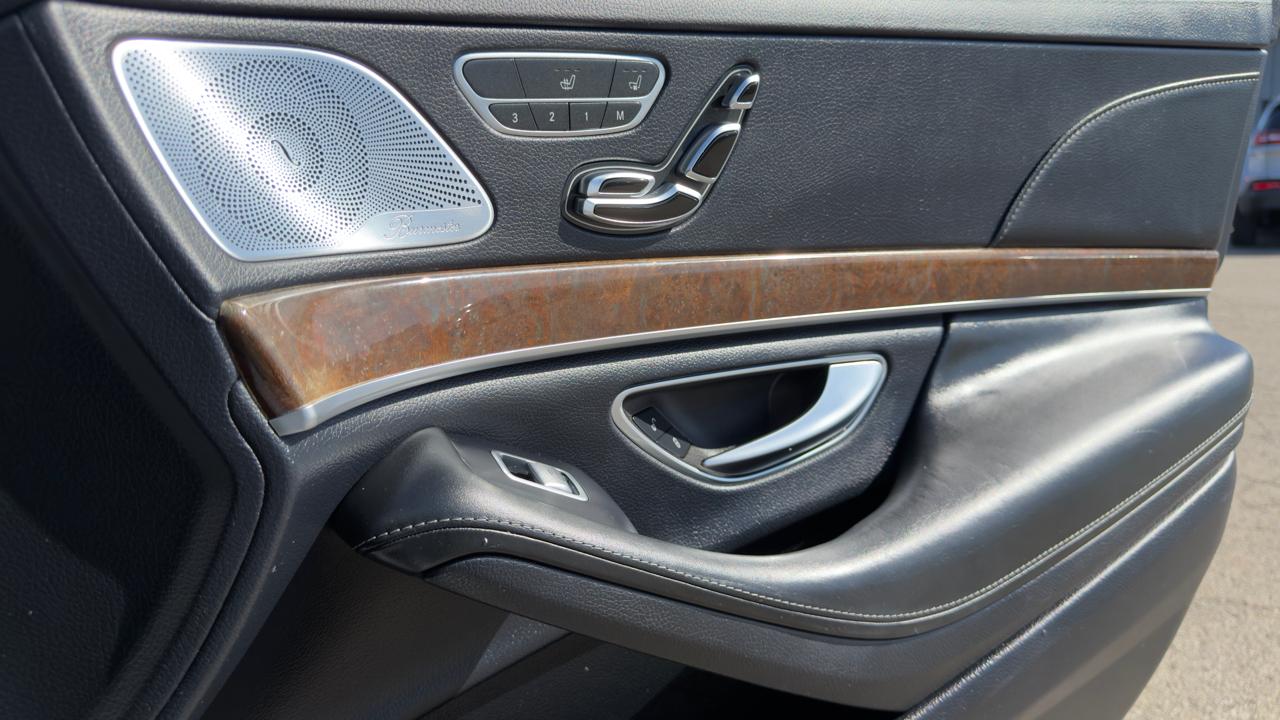 Mercedes-Benz S-Class 4dr Sdn S 550 4MATIC 2015
