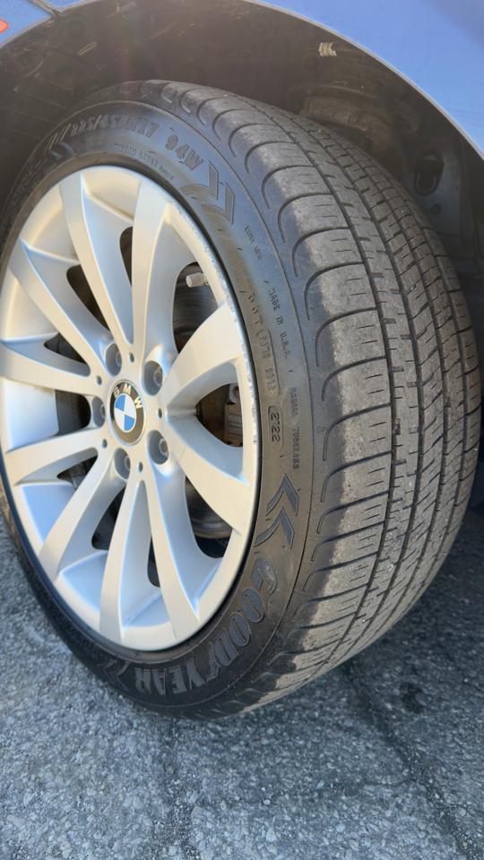 BMW 3 Series 4dr Sdn 328i RWD SULEV 2011