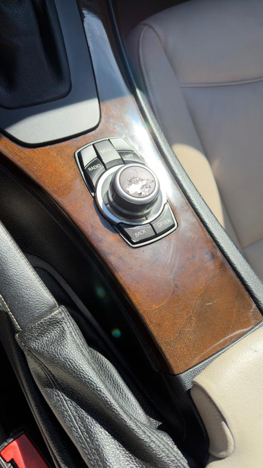 BMW 3 Series 4dr Sdn 328i RWD SULEV 2011