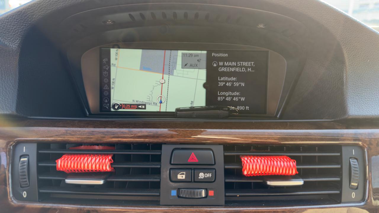 BMW 3 Series 4dr Sdn 328i RWD SULEV 2011