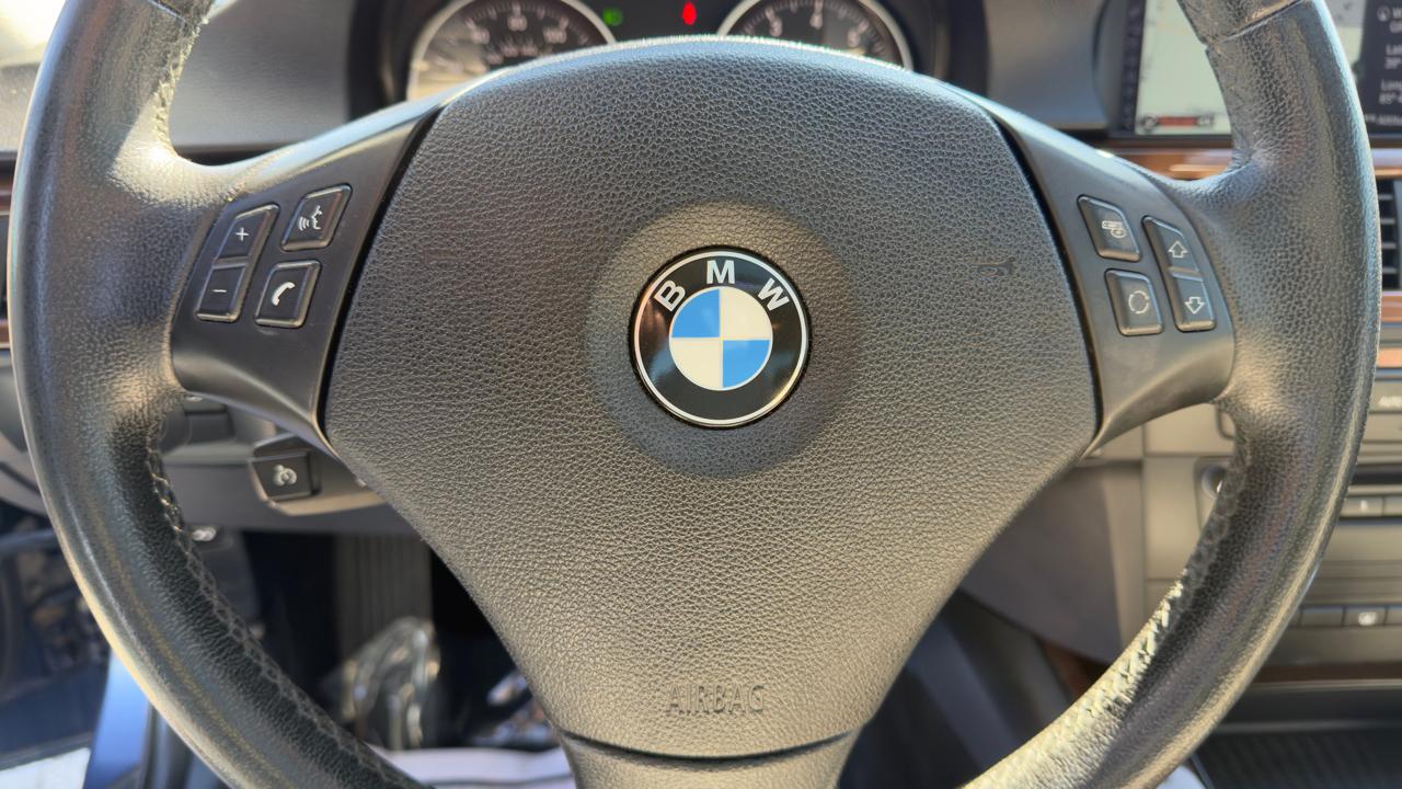 BMW 3 Series 4dr Sdn 328i RWD SULEV 2011