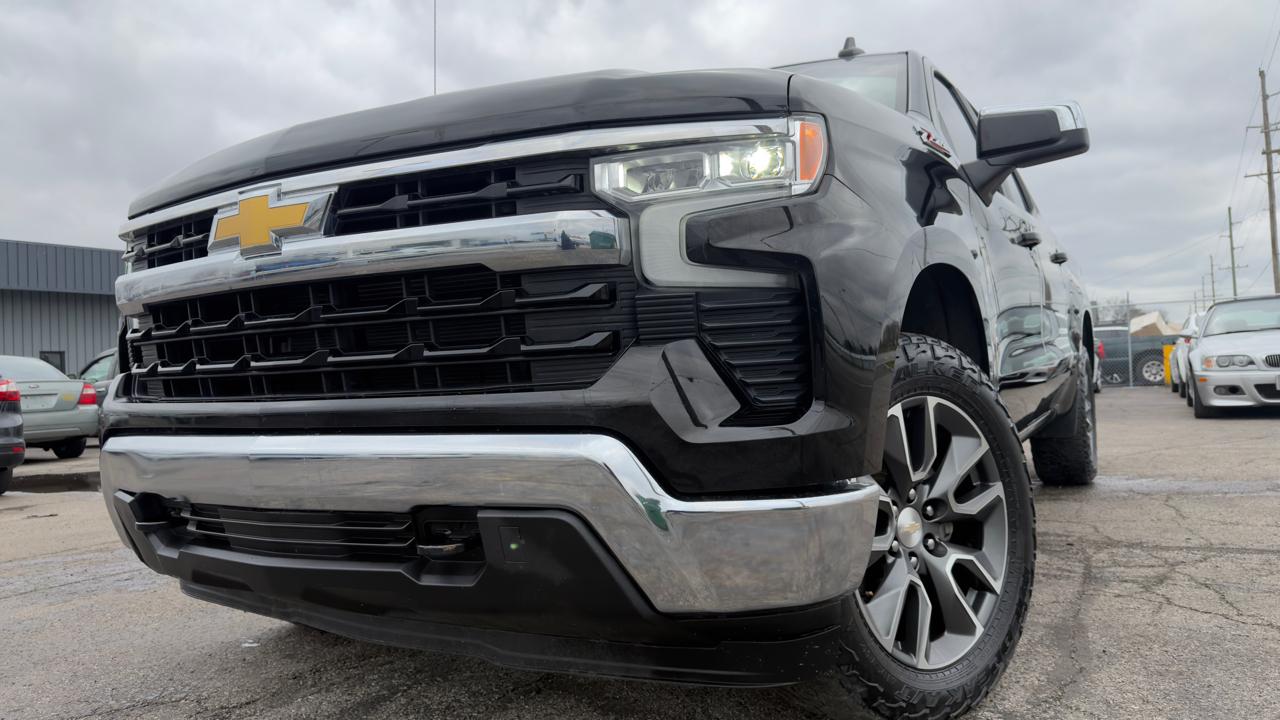 Chevrolet Silverado 1500 4WD Crew Cab 147" LT w/1LT 2022