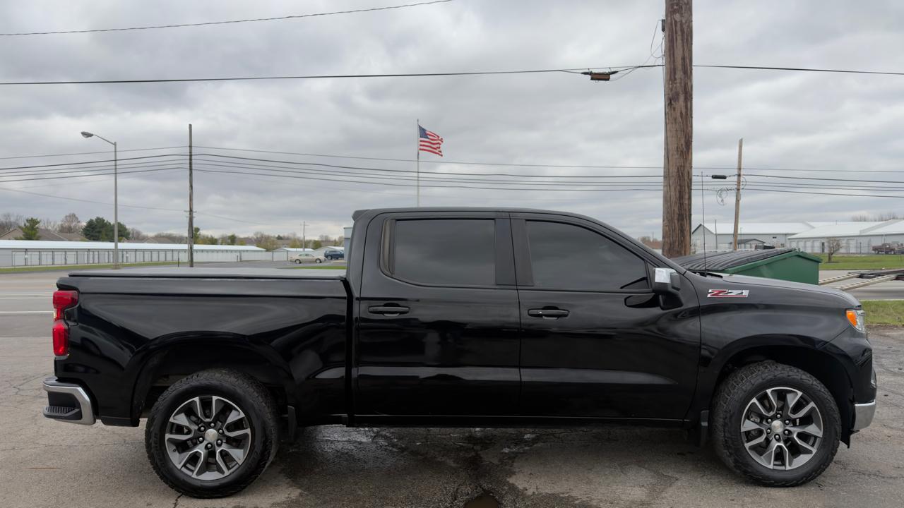Chevrolet Silverado 1500 4WD Crew Cab 147" LT w/1LT 2022
