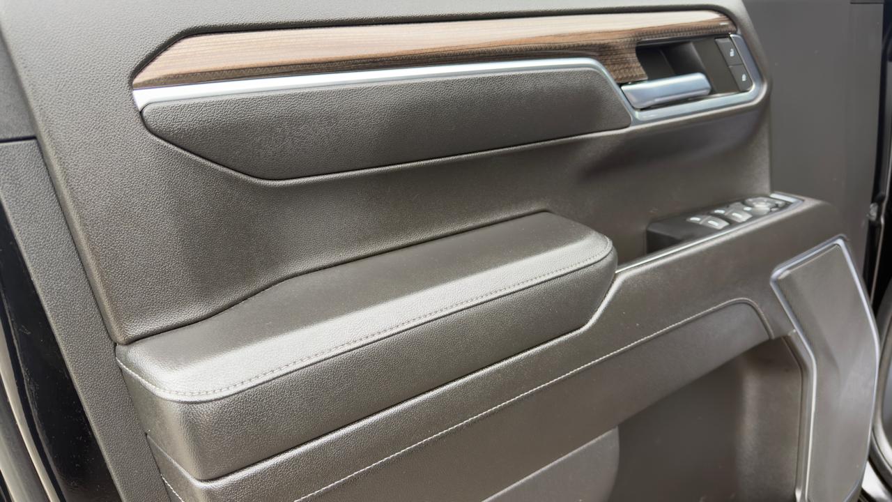 Chevrolet Silverado 1500 4WD Crew Cab 147" LT w/1LT 2022