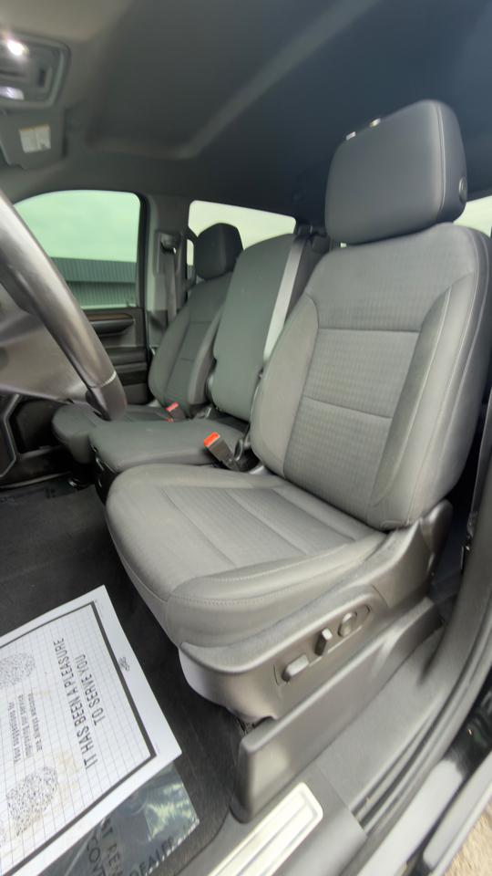 Chevrolet Silverado 1500 4WD Crew Cab 147" LT w/1LT 2022