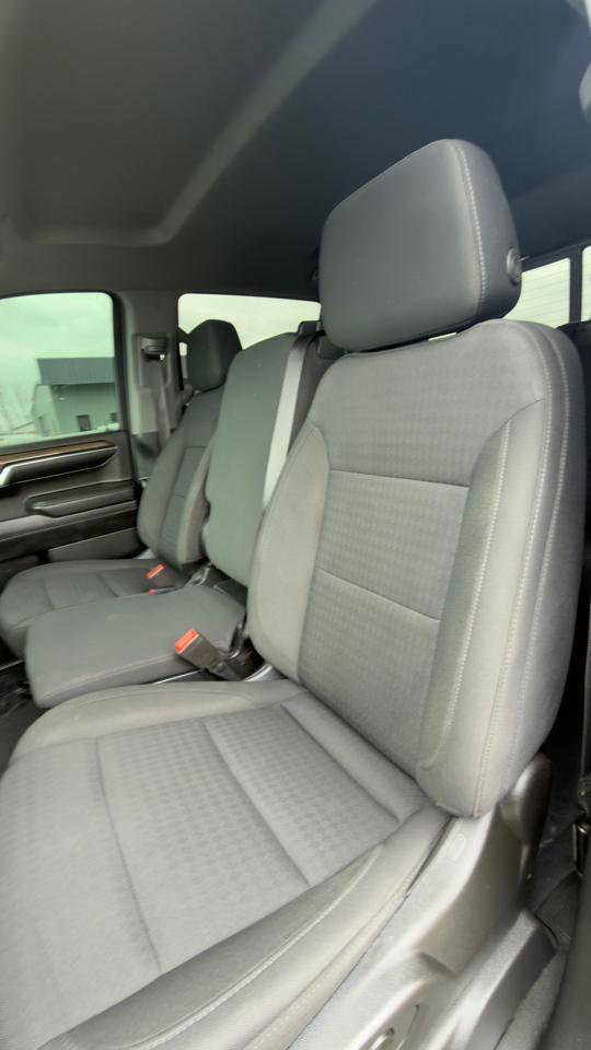 Chevrolet Silverado 1500 4WD Crew Cab 147" LT w/1LT 2022