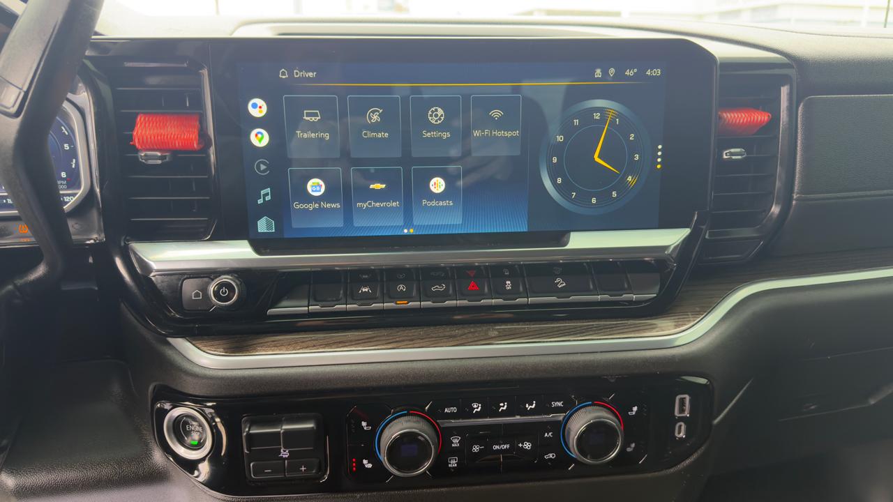 Chevrolet Silverado 1500 4WD Crew Cab 147" LT w/1LT 2022