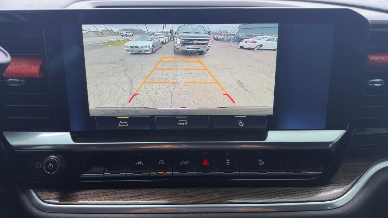 Chevrolet Silverado 1500 4WD Crew Cab 147" LT w/1LT 2022