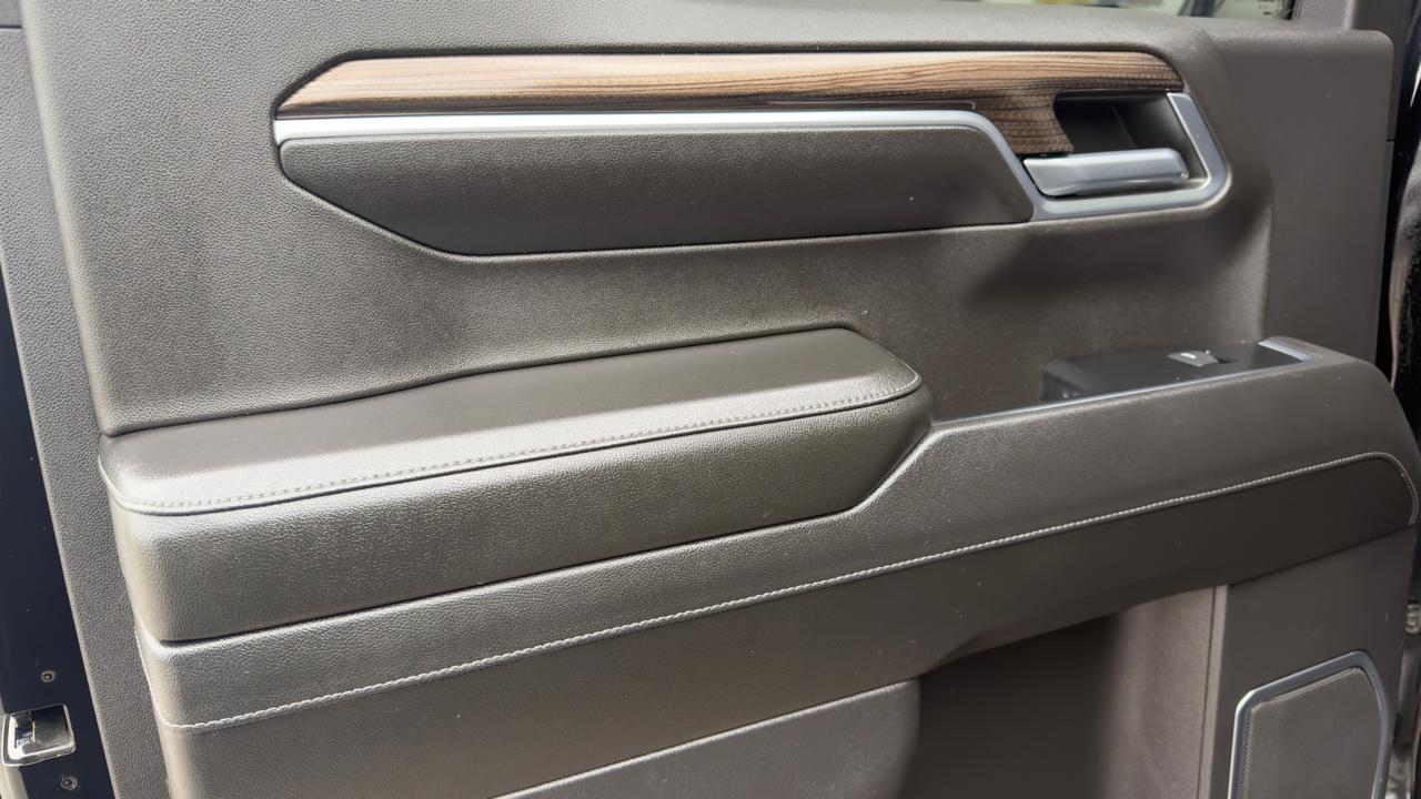 Chevrolet Silverado 1500 4WD Crew Cab 147" LT w/1LT 2022