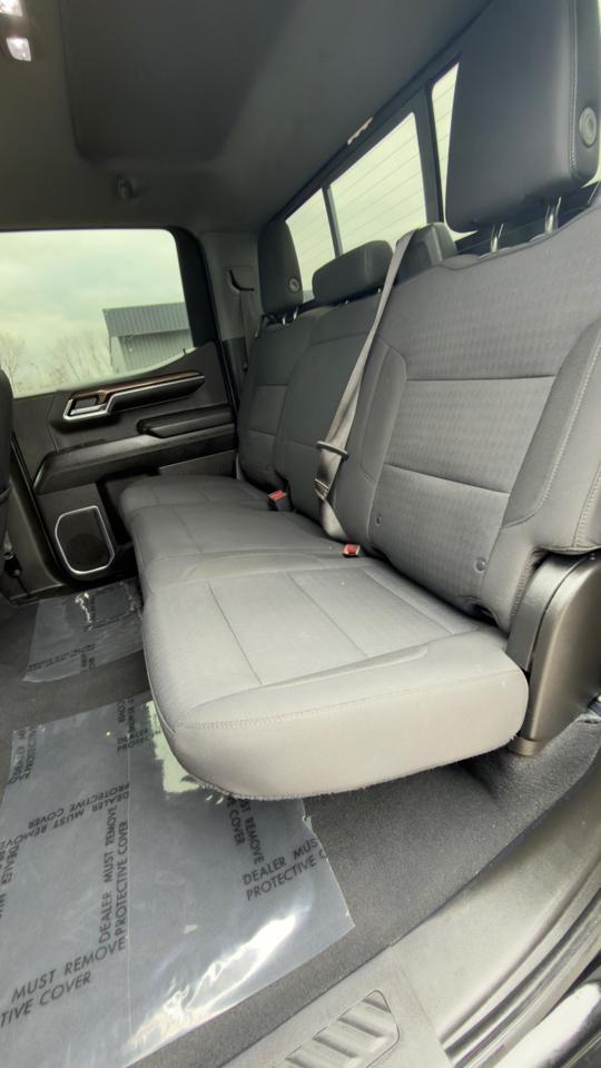 Chevrolet Silverado 1500 4WD Crew Cab 147" LT w/1LT 2022