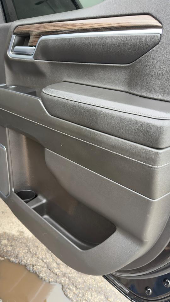 Chevrolet Silverado 1500 4WD Crew Cab 147" LT w/1LT 2022