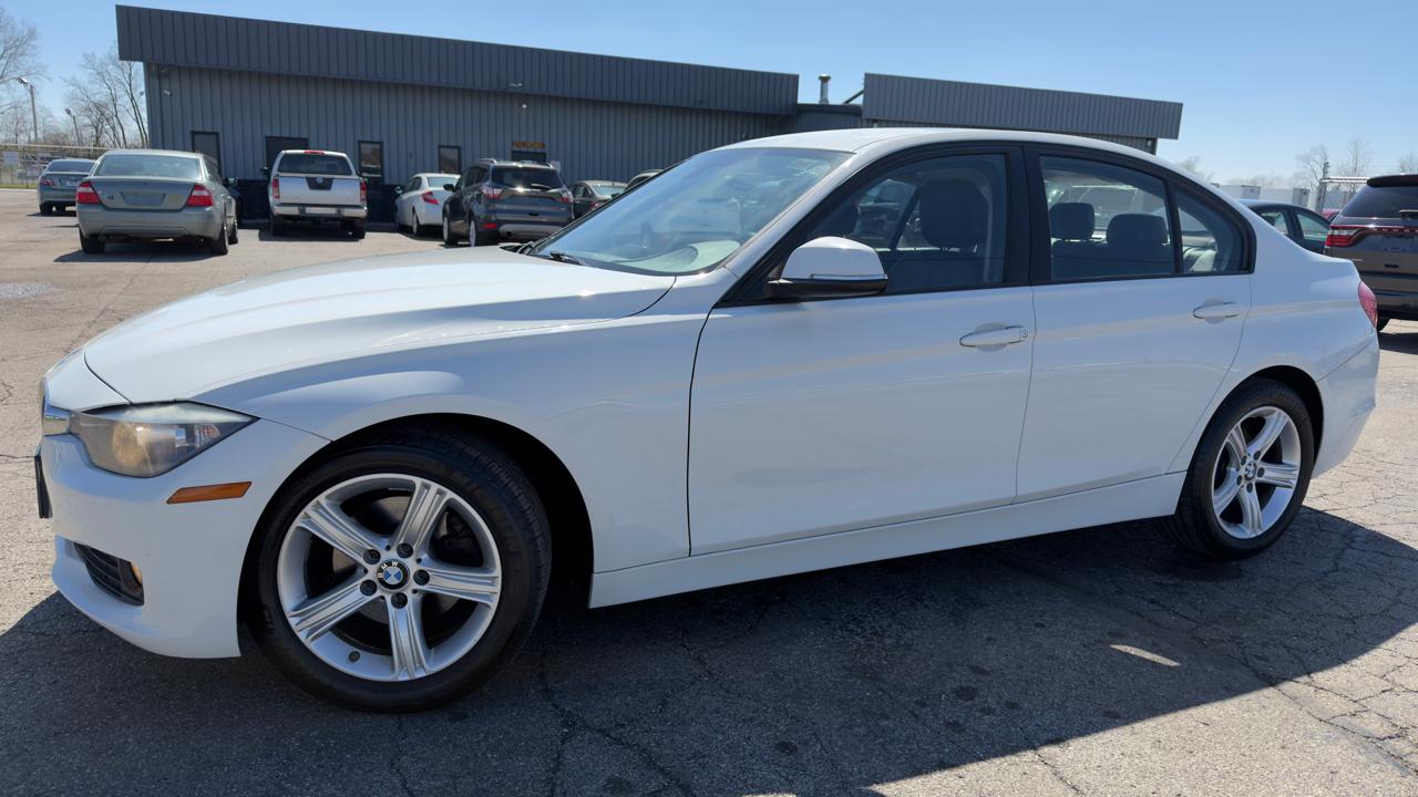 BMW 3 Series 4dr Sdn 320i xDrive AWD 2014
