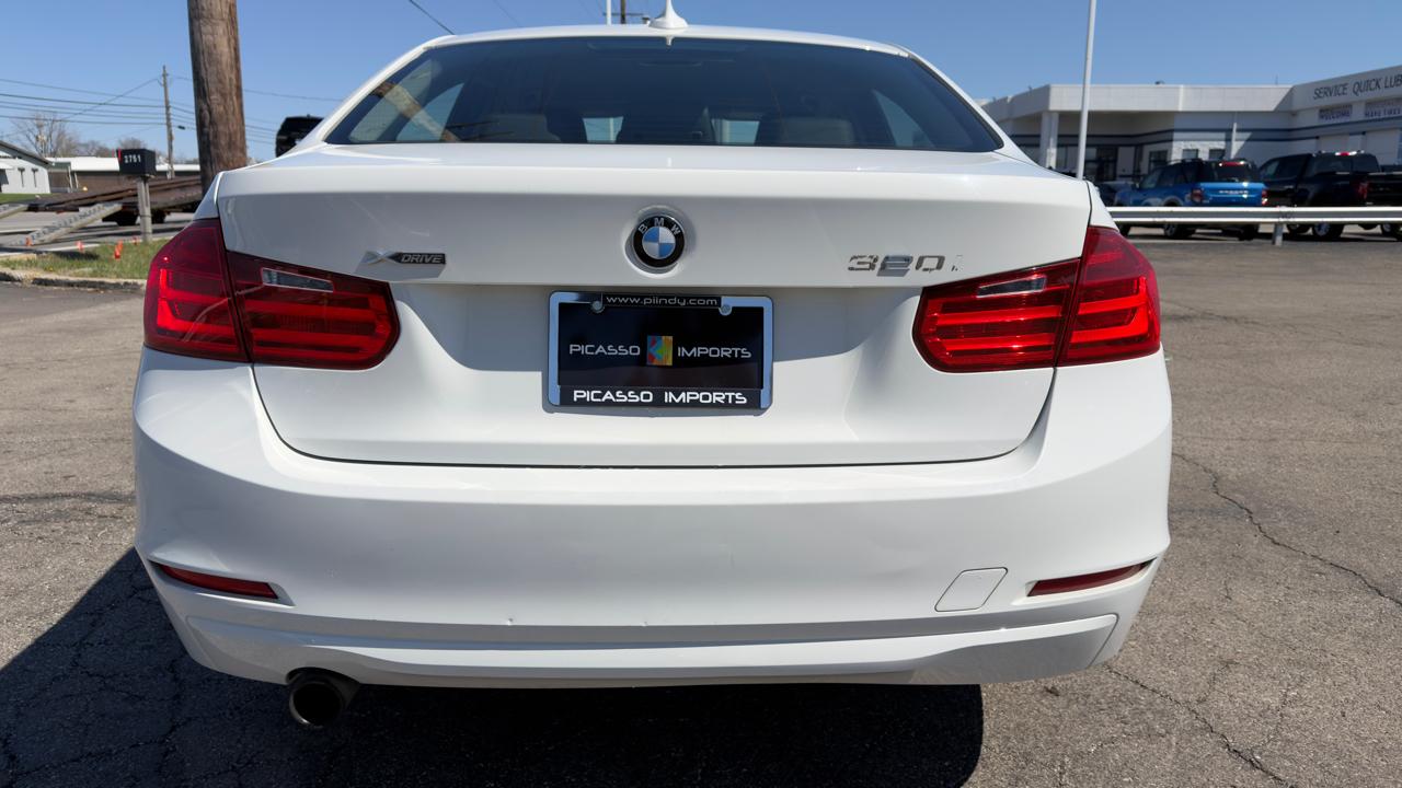 BMW 3 Series 4dr Sdn 320i xDrive AWD 2014