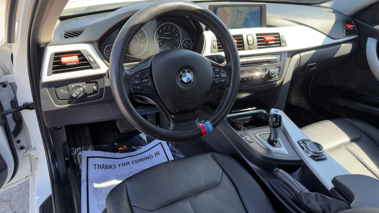 BMW 3 Series 4dr Sdn 320i xDrive AWD 2014