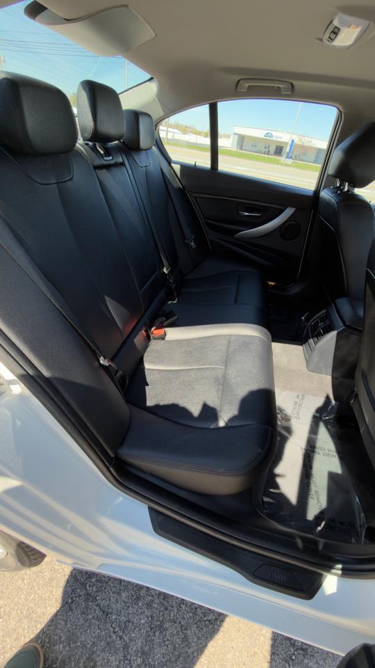 BMW 3 Series 4dr Sdn 320i xDrive AWD 2014
