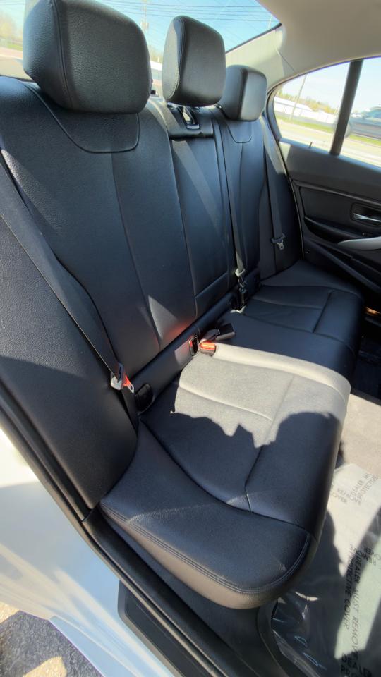BMW 3 Series 4dr Sdn 320i xDrive AWD 2014