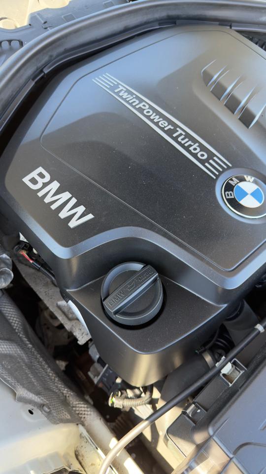 BMW 3 Series 4dr Sdn 320i xDrive AWD 2014