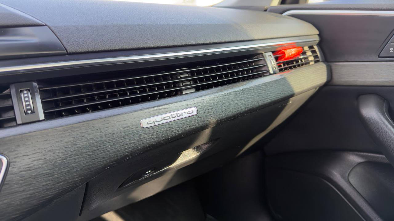 Audi A4 2.0 TFSI Auto Season of Audi Premium quattro AWD 2017