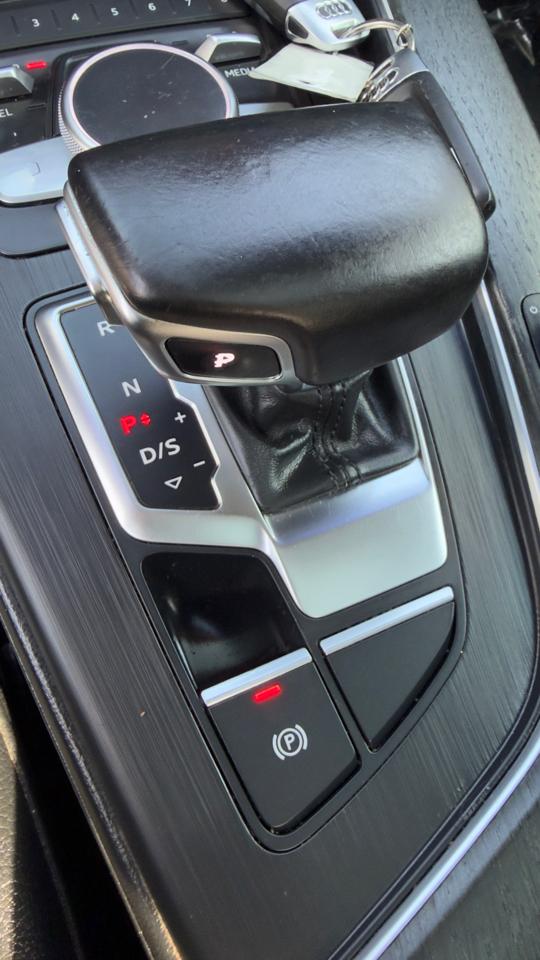 Audi A4 2.0 TFSI Auto Season of Audi Premium quattro AWD 2017