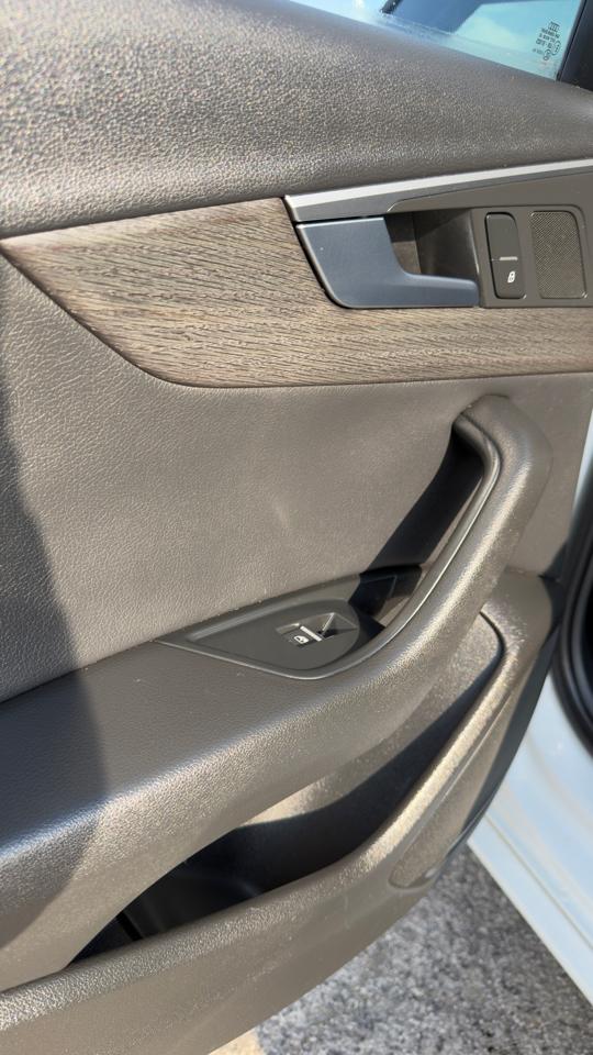 Audi A4 2.0 TFSI Auto Season of Audi Premium quattro AWD 2017