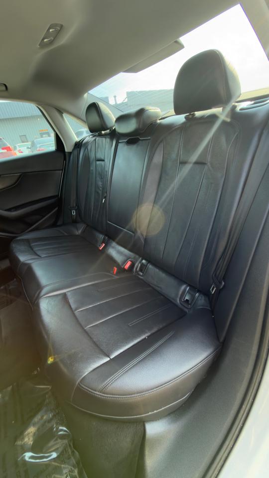 Audi A4 2.0 TFSI Auto Season of Audi Premium quattro AWD 2017