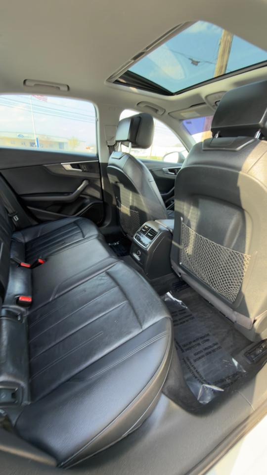 Audi A4 2.0 TFSI Auto Season of Audi Premium quattro AWD 2017