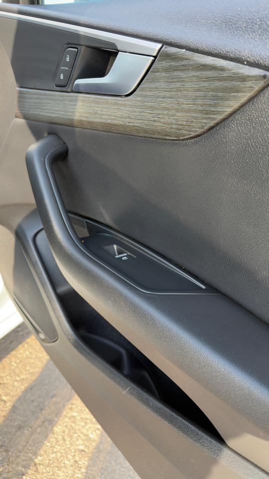 Audi A4 2.0 TFSI Auto Season of Audi Premium quattro AWD 2017