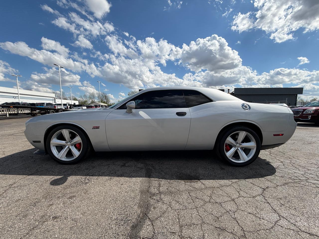 Dodge Challenger 2dr Cpe SRT8 392 2012