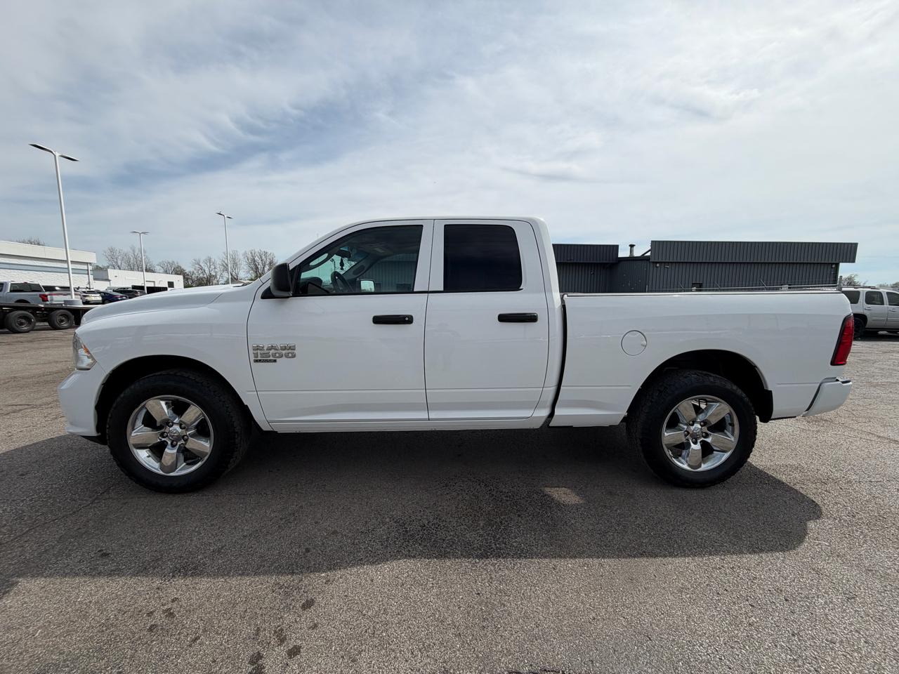 RAM 1500 Classic Express 4x4 Quad Cab 6'4" Box 2019