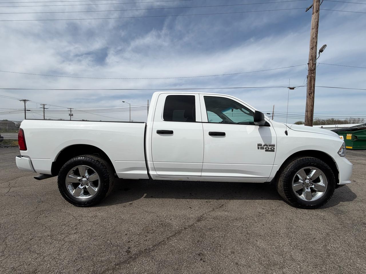 RAM 1500 Classic Express 4x4 Quad Cab 6'4" Box 2019