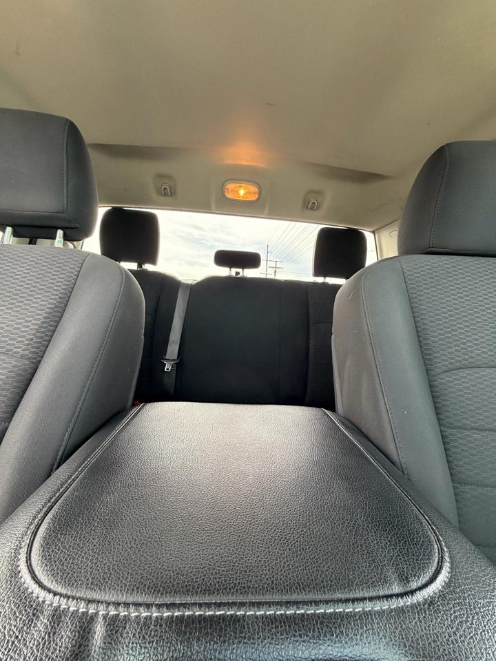 RAM 1500 Classic Express 4x4 Quad Cab 6'4" Box 2019