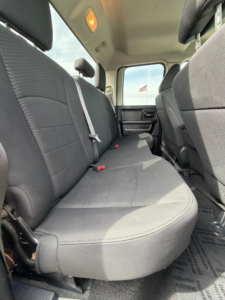 RAM 1500 Classic Express 4x4 Quad Cab 6'4" Box 2019