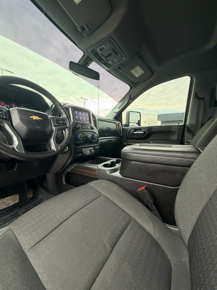 Chevrolet Silverado 2500HD 4WD Crew Cab 159" LT 2022