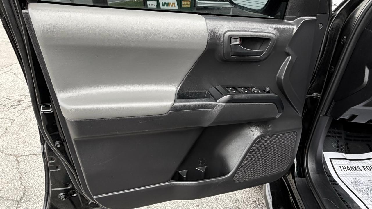 Toyota Tacoma 4WD TRD Off Road Double Cab 5' Bed V6 MT (Natl) 2022