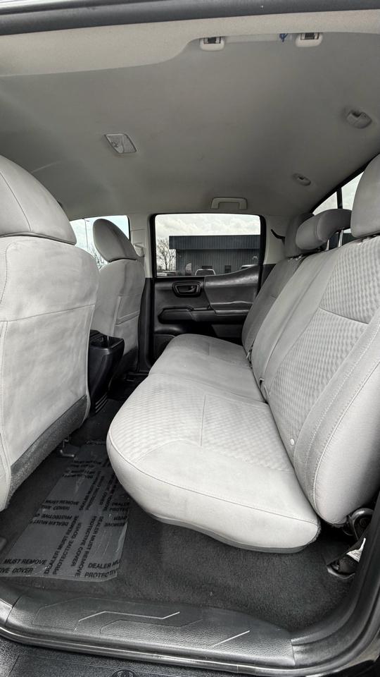 Toyota Tacoma 4WD TRD Off Road Double Cab 5' Bed V6 MT (Natl) 2022