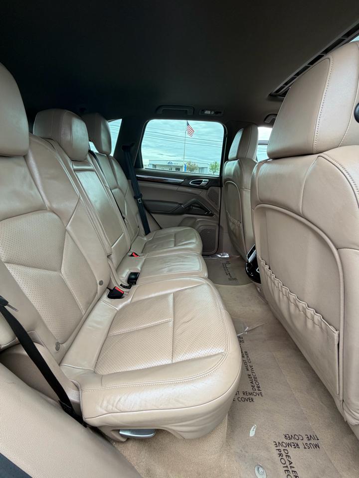 Porsche Cayenne AWD 4dr S 2014